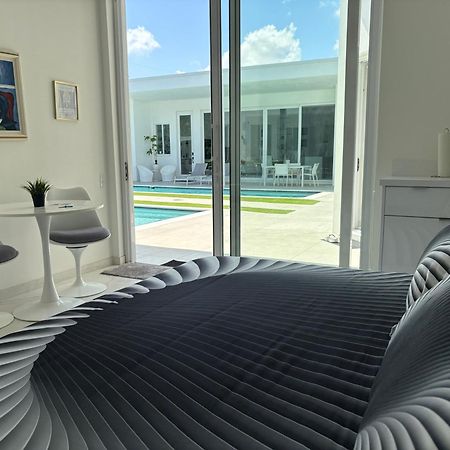 Men Only Clothing Option Guesthouse Near Wilton Manors Fort Lauderdale Exterior foto